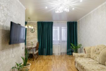 4-комн.кв., 81 м², этаж 10