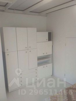 2-комн.кв., 65 м², этаж 3