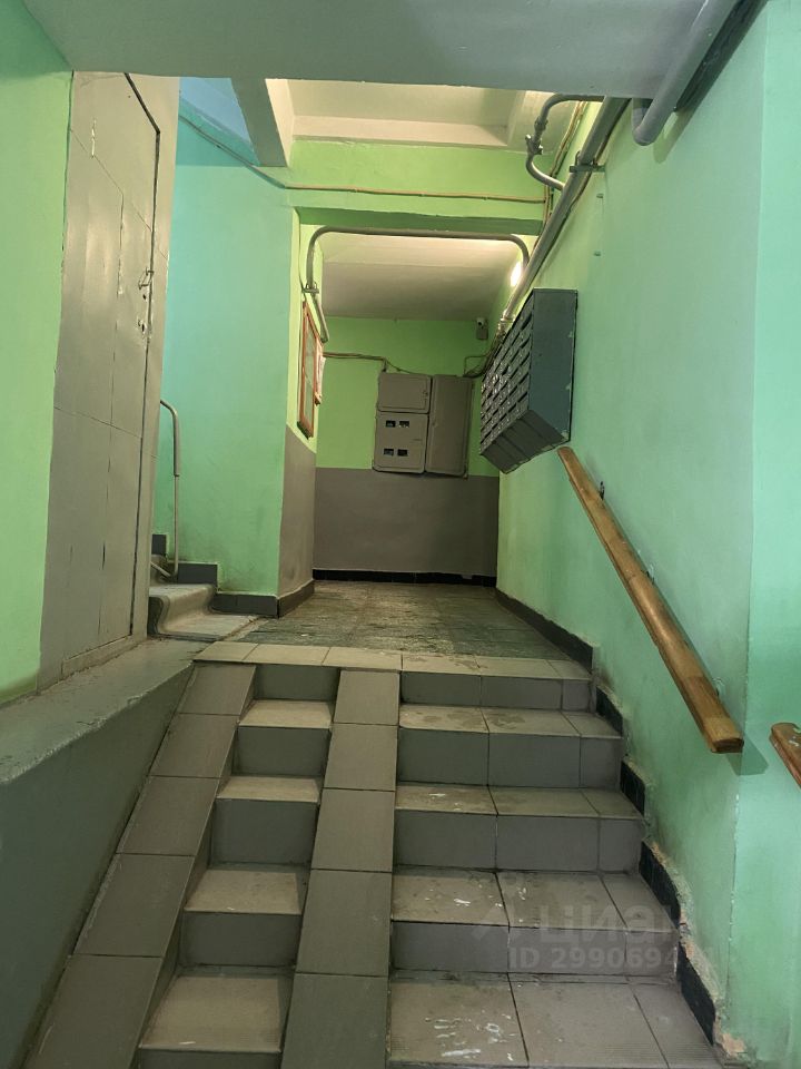 Продаю двухкомнатную квартиру 47.8м² ул. Институтская, 3А, Московская ...