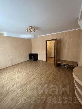 2-комн.кв., 57 м², этаж 3