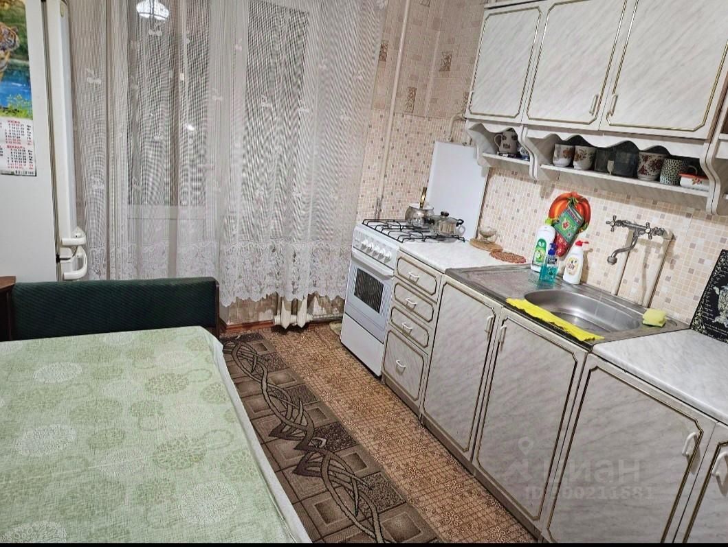 2-к кв. Кабардино-Балкария, Нальчик ул. Идарова, 158 (52.0 м²)