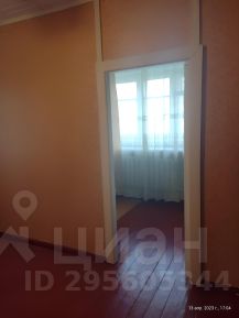 2-комн.кв., 33 м², этаж 1