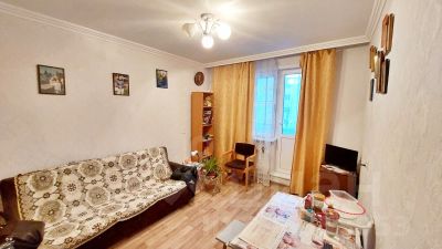 1-комн.кв., 27 м², этаж 3