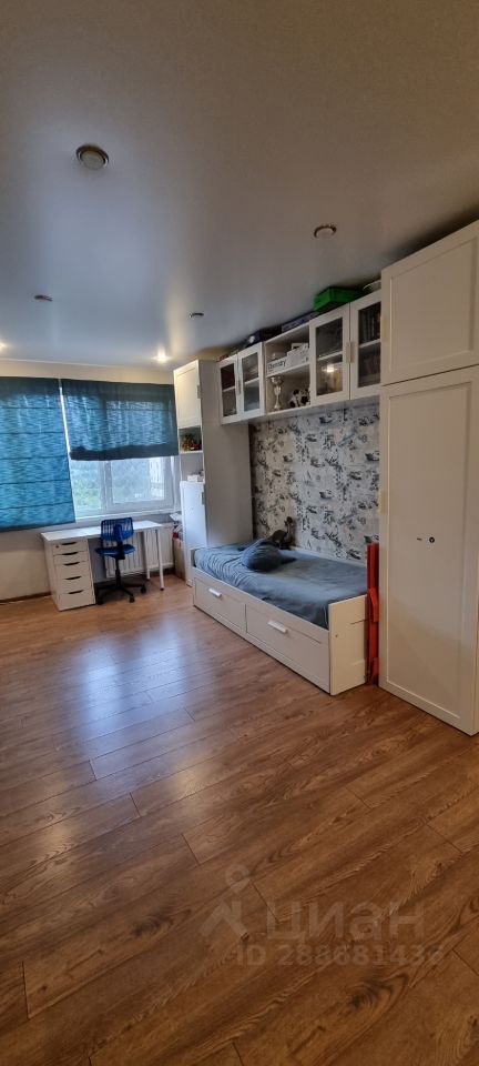 Продажа трехкомнатной квартиры 61.9м² Советский просп., 241, Никольское ...