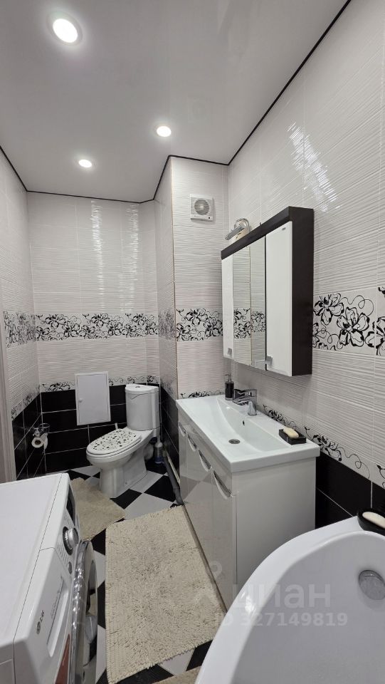 2-к кв. Ханты-Мансийский АО, Нижневартовск ул. Чапаева, 7В (59.5 м²)