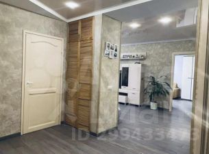 4-комн.кв., 90 м², этаж 3