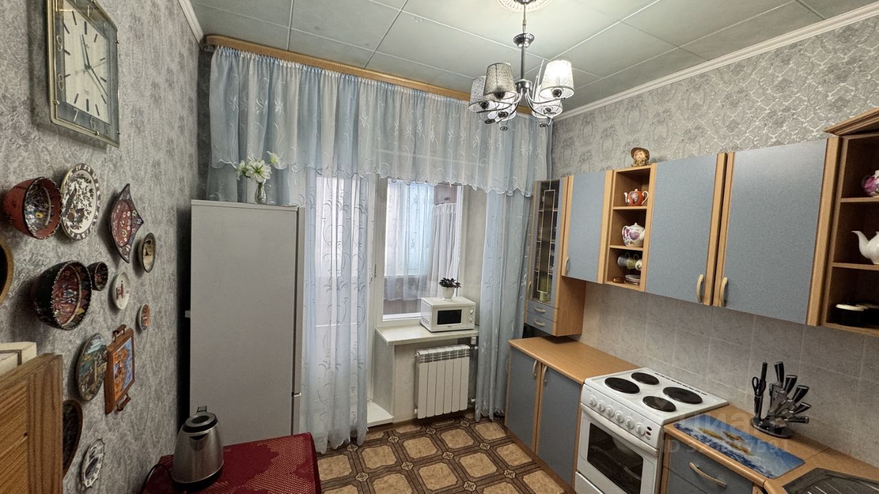 2-к кв. Ханты-Мансийский АО, Нижневартовск ул. Нефтяников, 80 (56.8 м²)