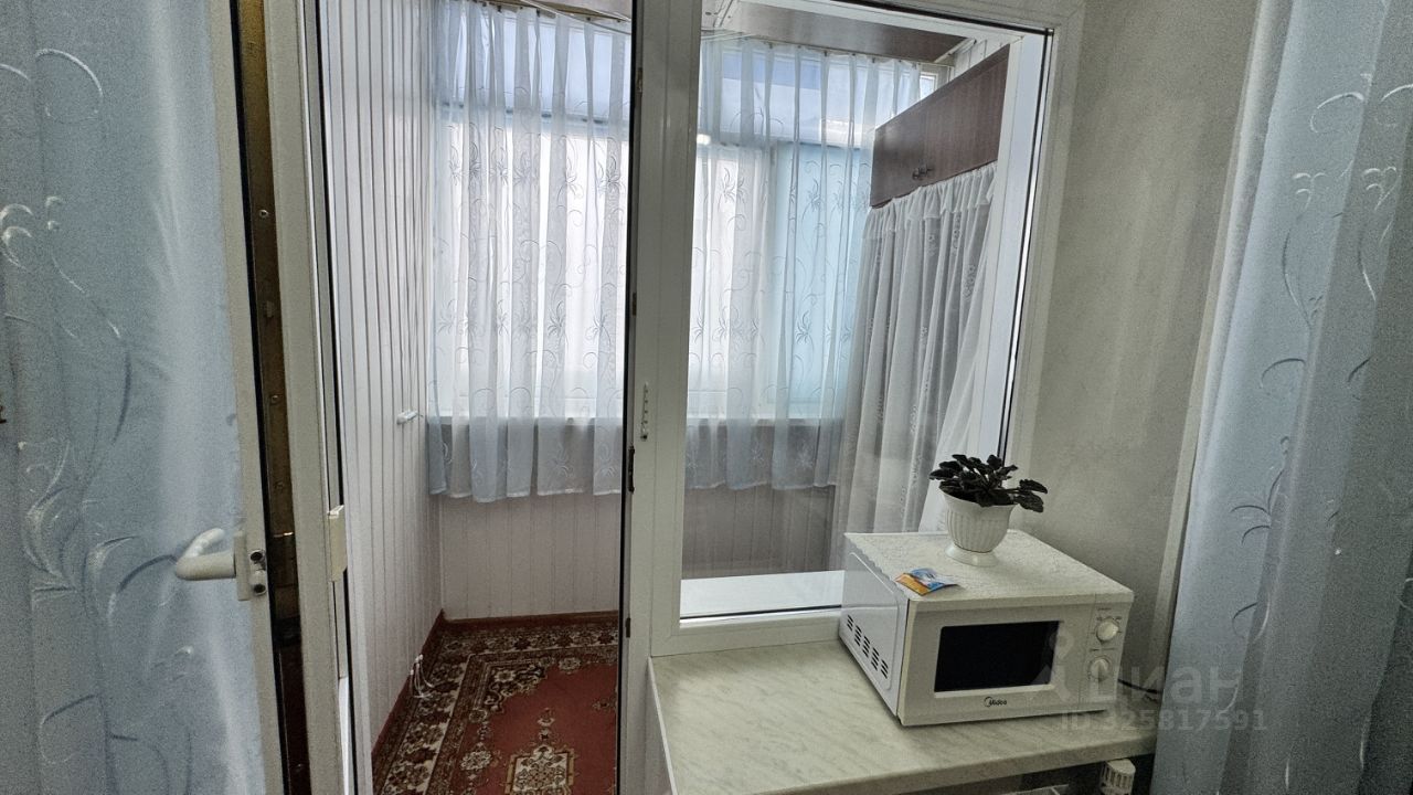 2-к кв. Ханты-Мансийский АО, Нижневартовск ул. Нефтяников, 80 (56.8 м²)