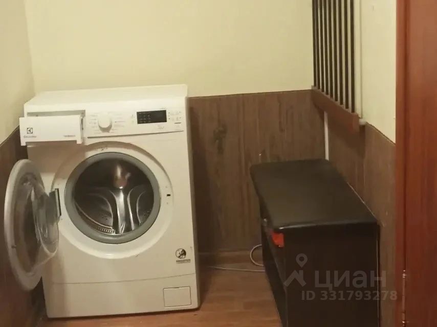 Сдается однокомнатная квартира в Советском районе.
В квартире есть вся необходимая мебель и бытовая - Meer