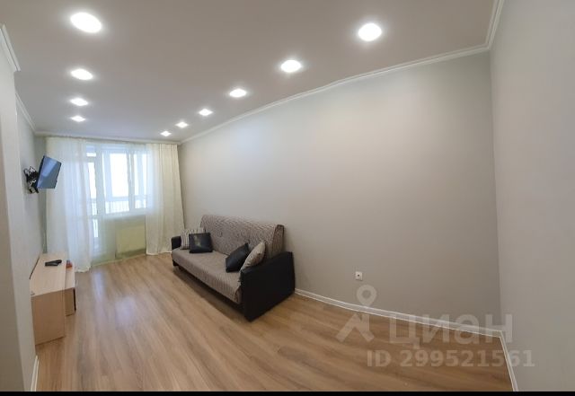 2-комн., 70 м², 6/28 этаж