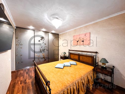 2-комн., 70 м², 5/10 этаж