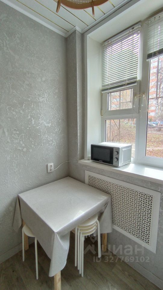 2-к кв. Нижегородская область, Нижний Новгород ул. 40 лет Октября, 5 (31.4 м²)