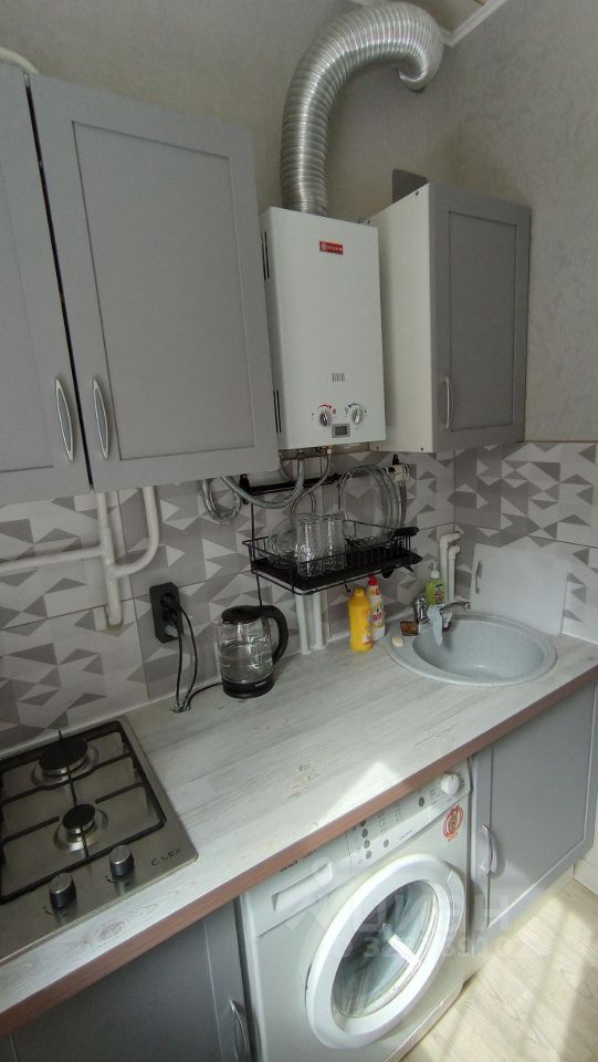 2-к кв. Нижегородская область, Нижний Новгород ул. 40 лет Октября, 5 (31.4 м²)