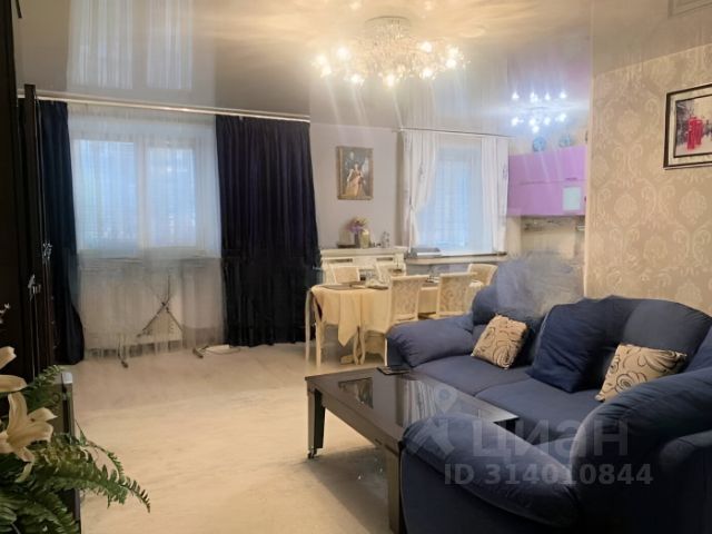 3-комн., 83 м², 2/10 этаж