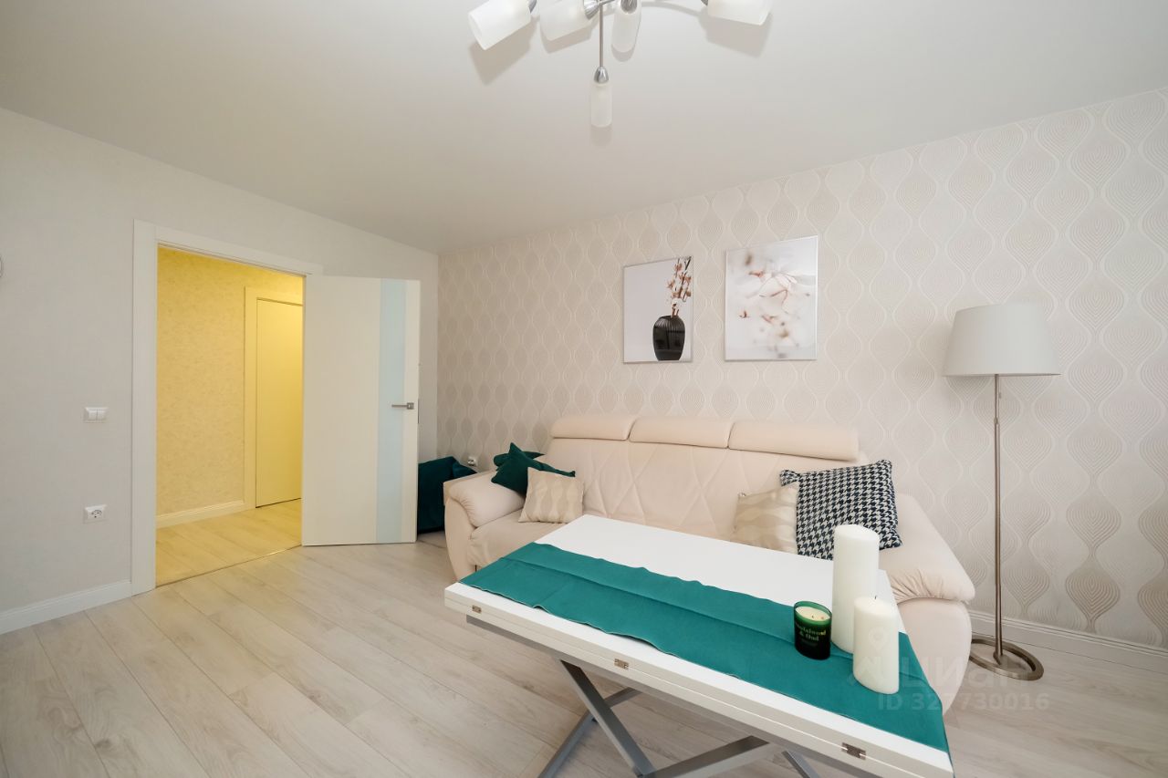 3-к кв. Нижегородская область, Нижний Новгород ул. Родионова, 165 (82.0 м²)