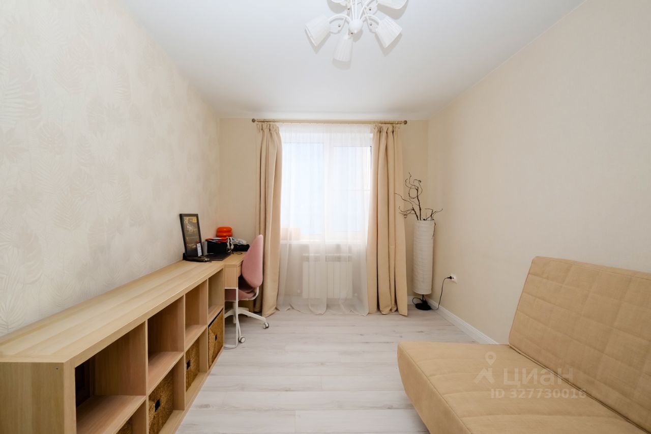 3-к кв. Нижегородская область, Нижний Новгород ул. Родионова, 165 (82.0 м²)