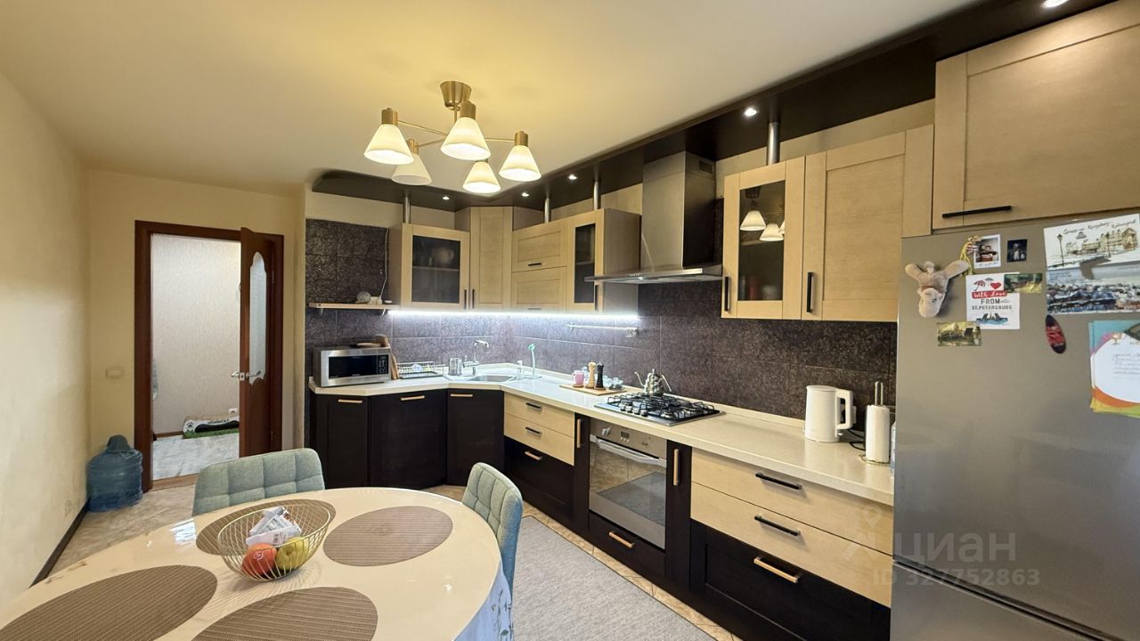 2-к кв. Нижегородская область, Нижний Новгород ул. Родионова, 189/24 (70.0 м²)