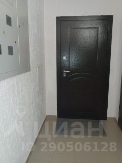 1-комн.кв., 42 м², этаж 3