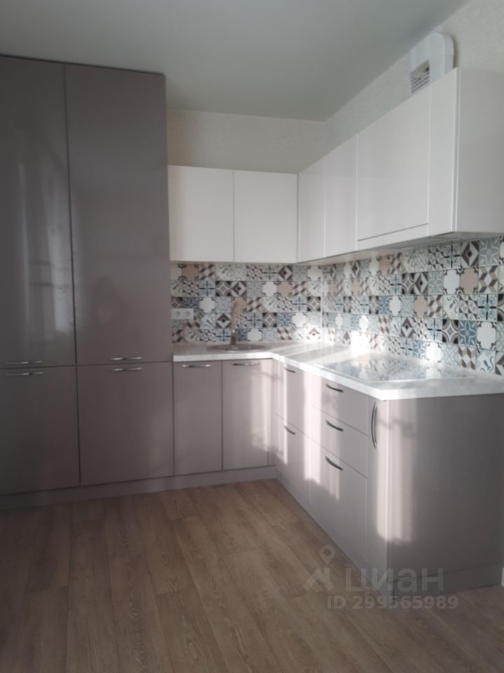 Продаю однокомнатную квартиру 40м² ул. Воинов-интернационалистов, 14 ...