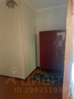 2-комн.кв., 50 м², этаж 1