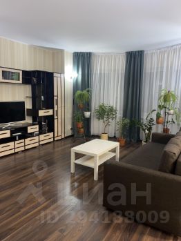 2-комн.кв., 82 м², этаж 10