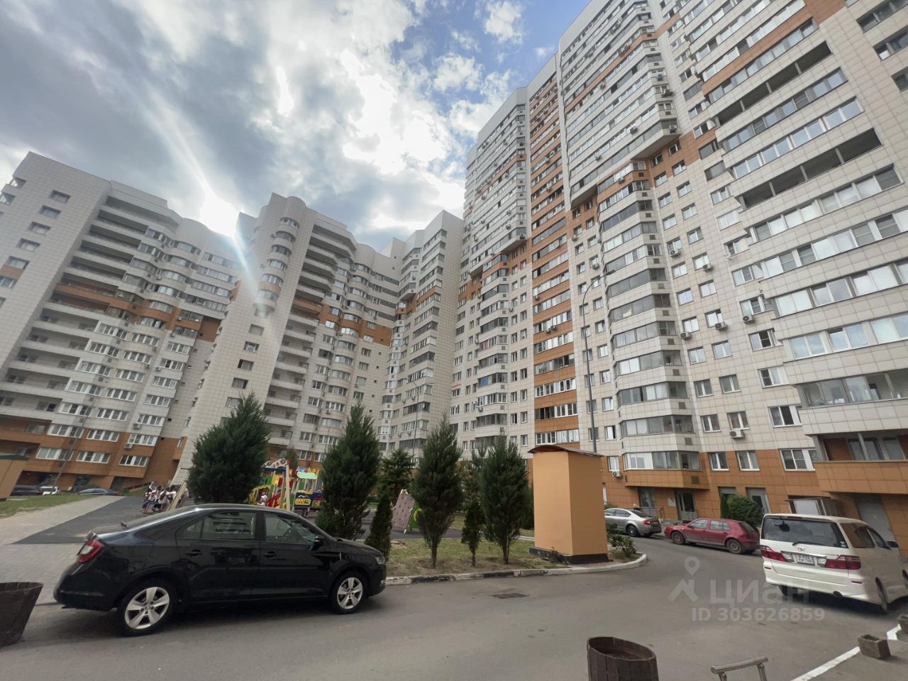 Купить двухкомнатную квартиру 42,9м² Можайское ш., 50, Московская область,  Одинцовский городской округ, Новоивановское рп, м. Немчиновка - база ЦИАН,  объявление 303626859