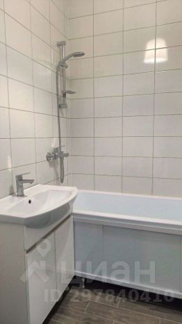 2-комн.кв., 61 м², этаж 2