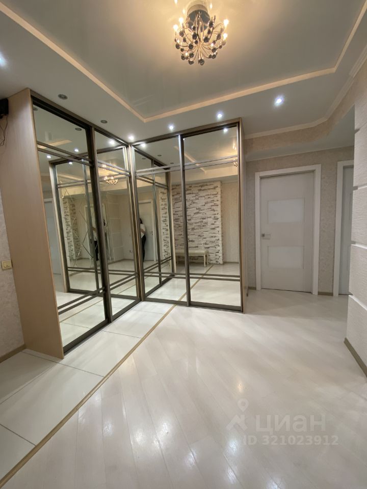 3-к кв. Кемеровская область, Новокузнецк ул. Орджоникидзе, 37 (105.5 м²)