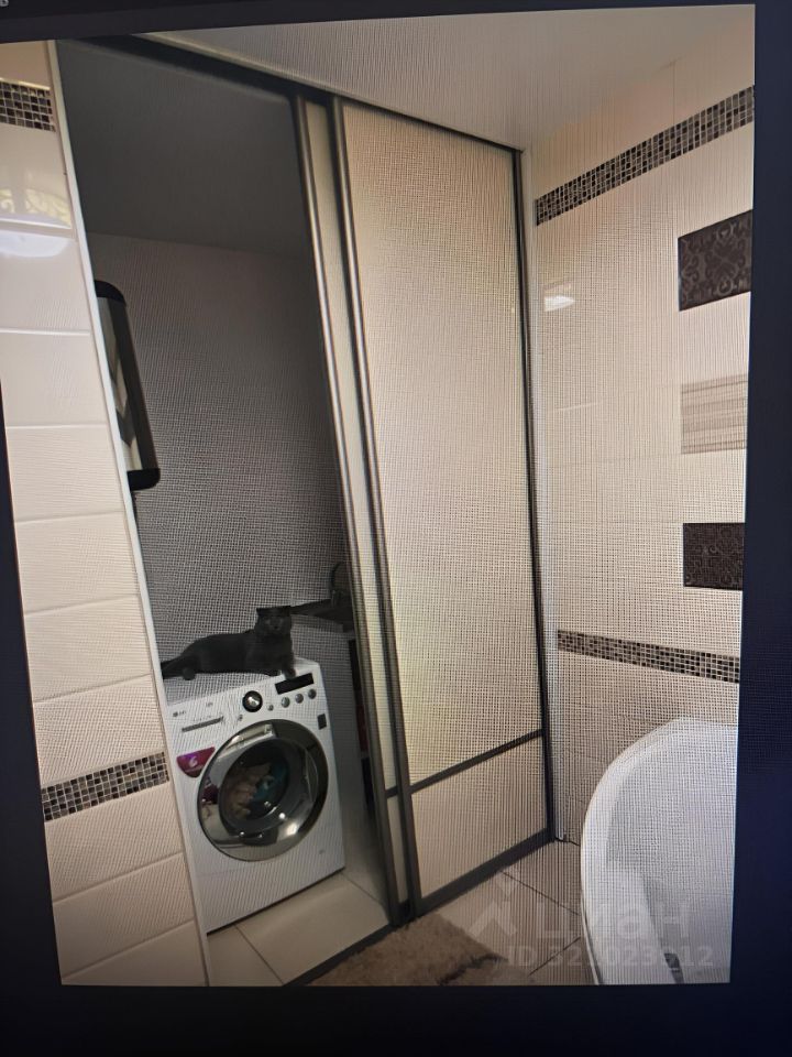 3-к кв. Кемеровская область, Новокузнецк ул. Орджоникидзе, 37 (105.5 м²)