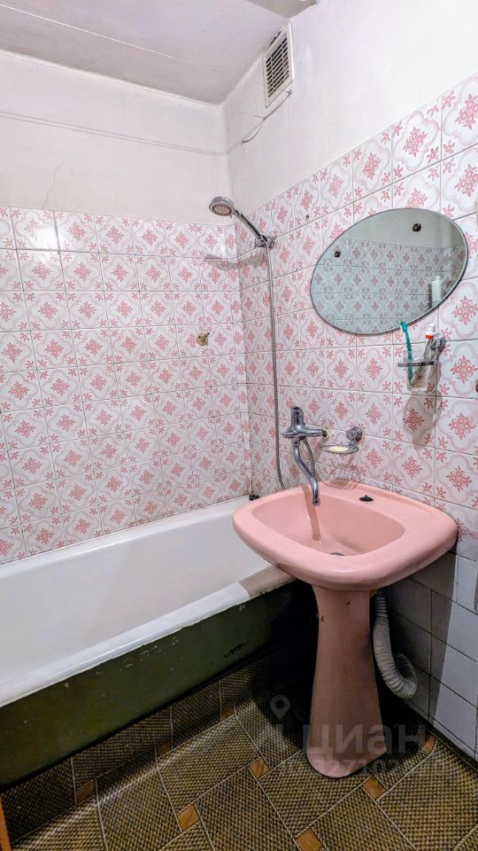 4-к кв. Кемеровская область, Новокузнецк ул. Тольятти, 48 (78.7 м²)