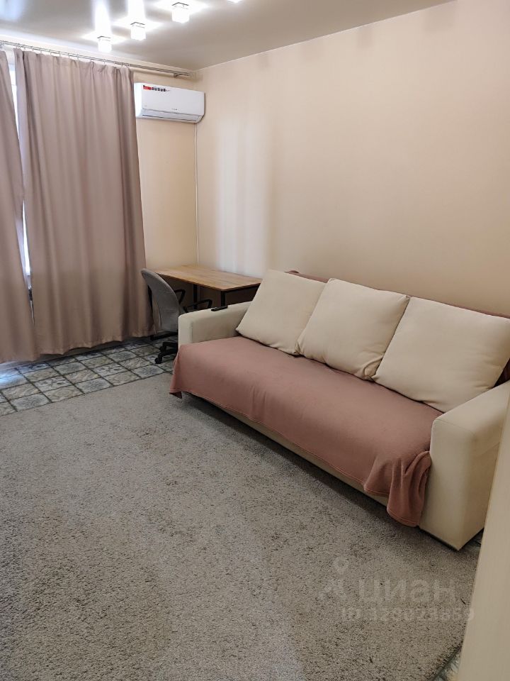 1-к кв. Новосибирская область, Новосибирск Ипподромская ул., 75 (45.0 м²)