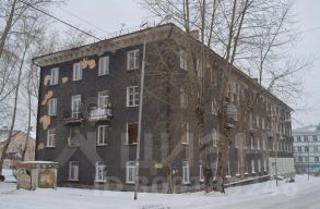 3-комн.кв., 74 м², этаж 1