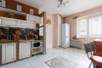 2-комн.кв., 53 м², этаж 3