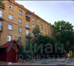 2-комн.кв., 52 м², этаж 3