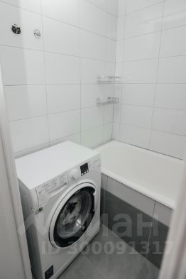 2-комн.кв., 50 м², этаж 9