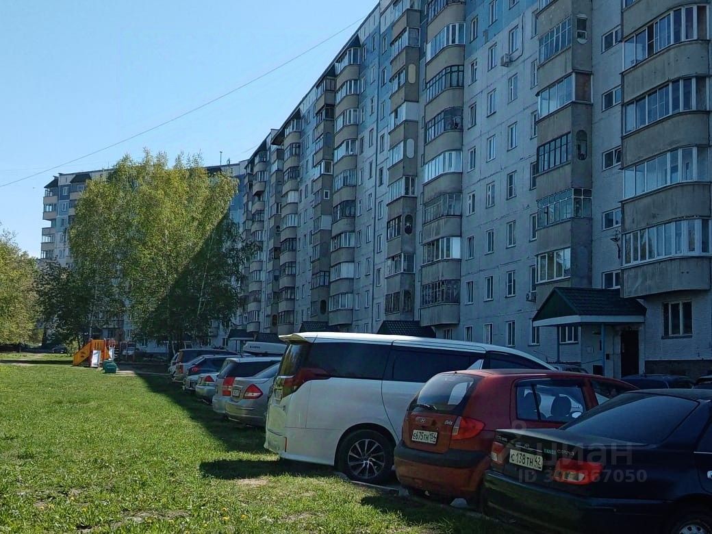 Продажа двухкомнатной квартиры 50м² Лазурная ул., 14, Новосибирск,  Новосибирская область, м. Золотая Нива - база ЦИАН, объявление 302867050