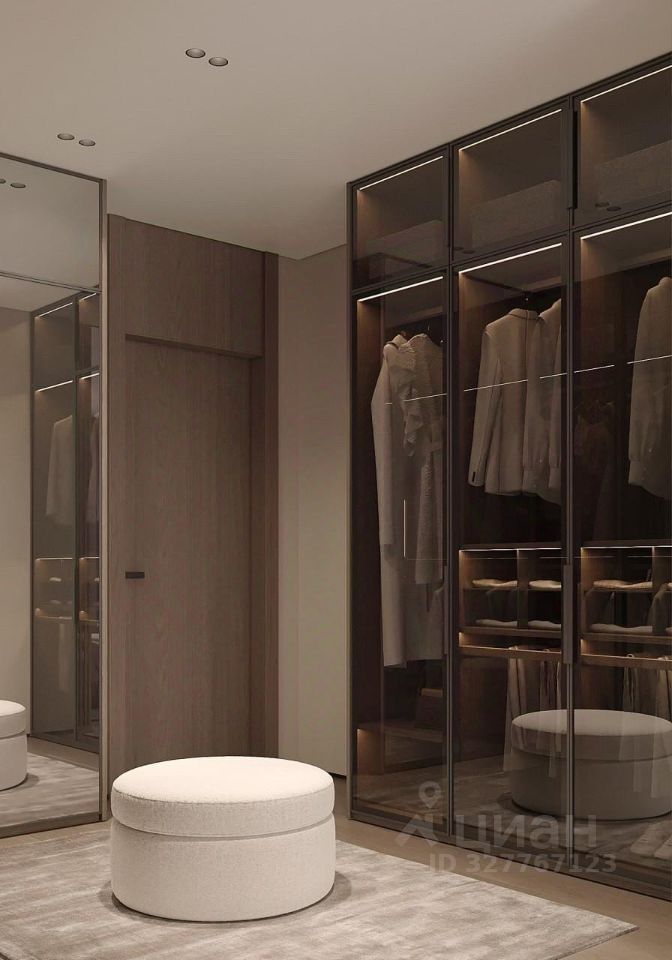 5-к кв. Новосибирская область, Новосибирск ул. Михаила Перевозчикова, 4 (142.0 м²)