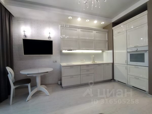 1-комн., 43 м², 3/18 этаж