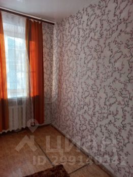 3-комн.кв., 42 м², этаж 1