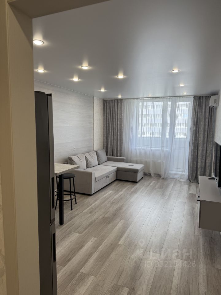 Студия в аренду, ул. Дуси Ковальчук, 378Б — 35 000 ₽/мес