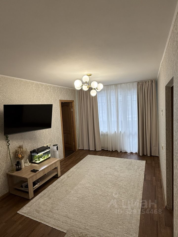 4-комн. кв., р-н Дзержинский, Новосибирск