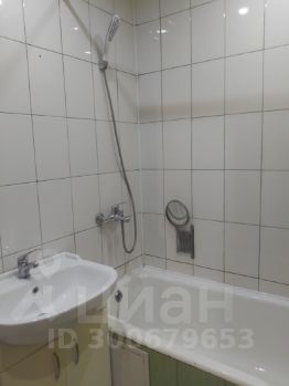 1-комн.кв., 42 м², этаж 9