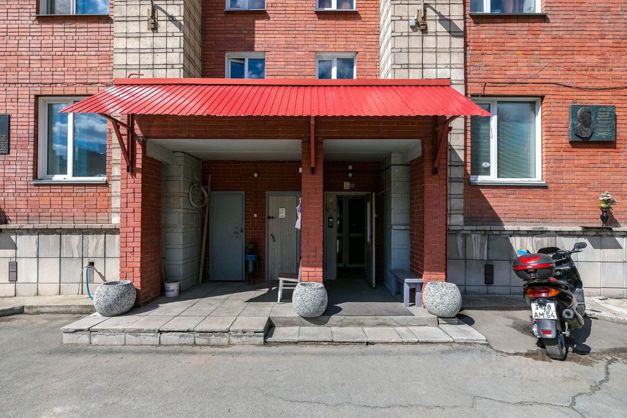 Продажа трехкомнатной квартиры 103,2м² ул. Романова, 23А, Новосибирск,  Новосибирская область, м. Красный Проспект - база ЦИАН, объявление 301692442