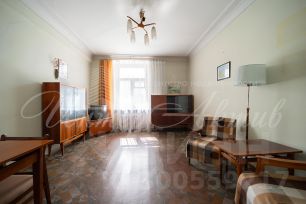 3-комн.кв., 77 м², этаж 3