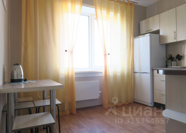 1-комн., 42 м², 7/10 этаж