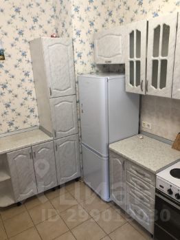 1-комн.кв., 40 м², этаж 3