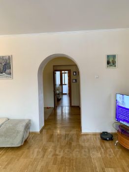 4-комн.кв., 143 м², этаж 3