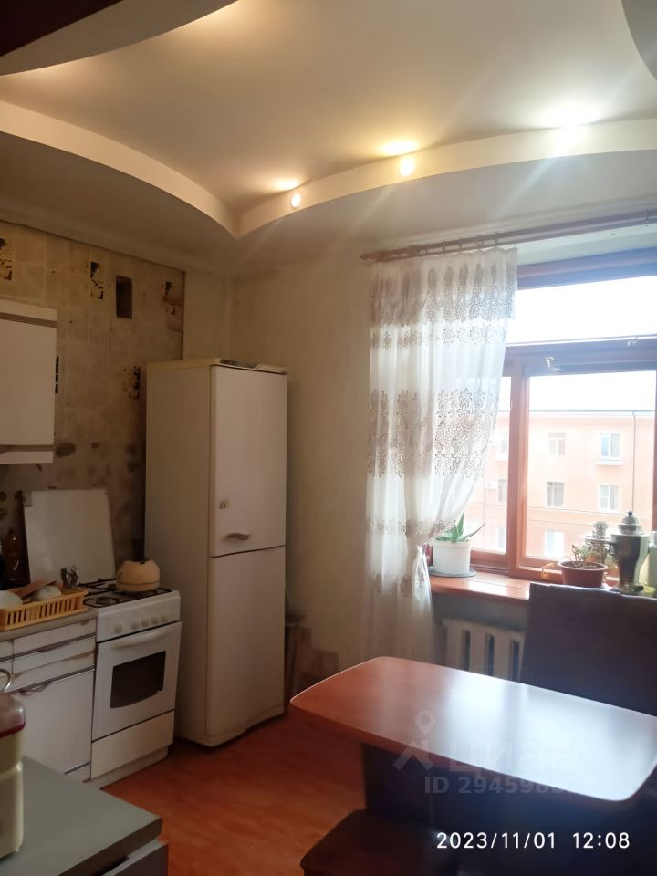 Продажа трехкомнатной квартиры 82.5м² Студенческий пер., 6, Новотроицк ...