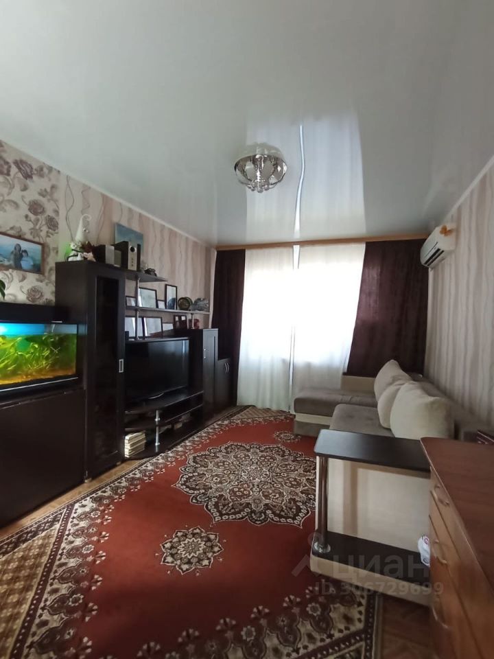 Есенкова 6 новотроицк квартира продается 1 комната. Маленькая кухня в хрущевке. Квартира в г новотроицк. Кухня до потолка угловая в хрущевке. Аренда квартиры в нальчике.