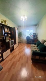 2-комн.кв., 50 м², этаж 3